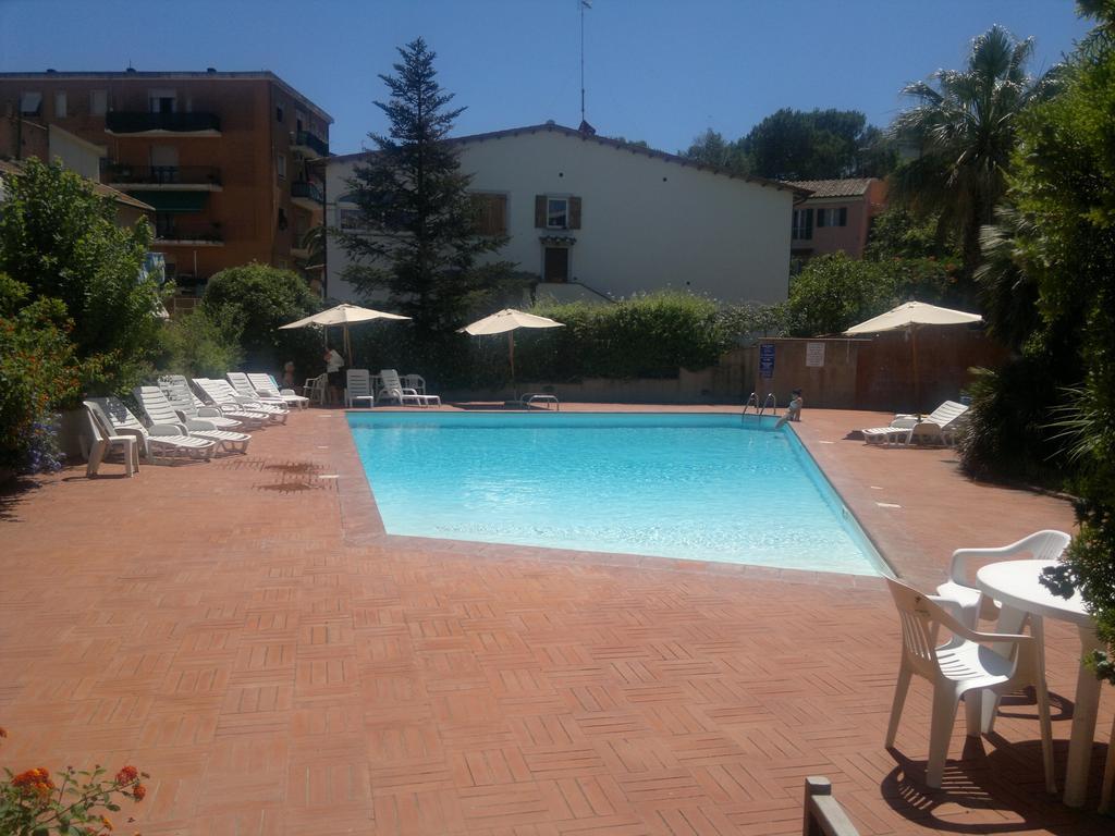 Porto Azzuro Apartment 6 Beds بورتو أتْسورّو الغرفة الصورة